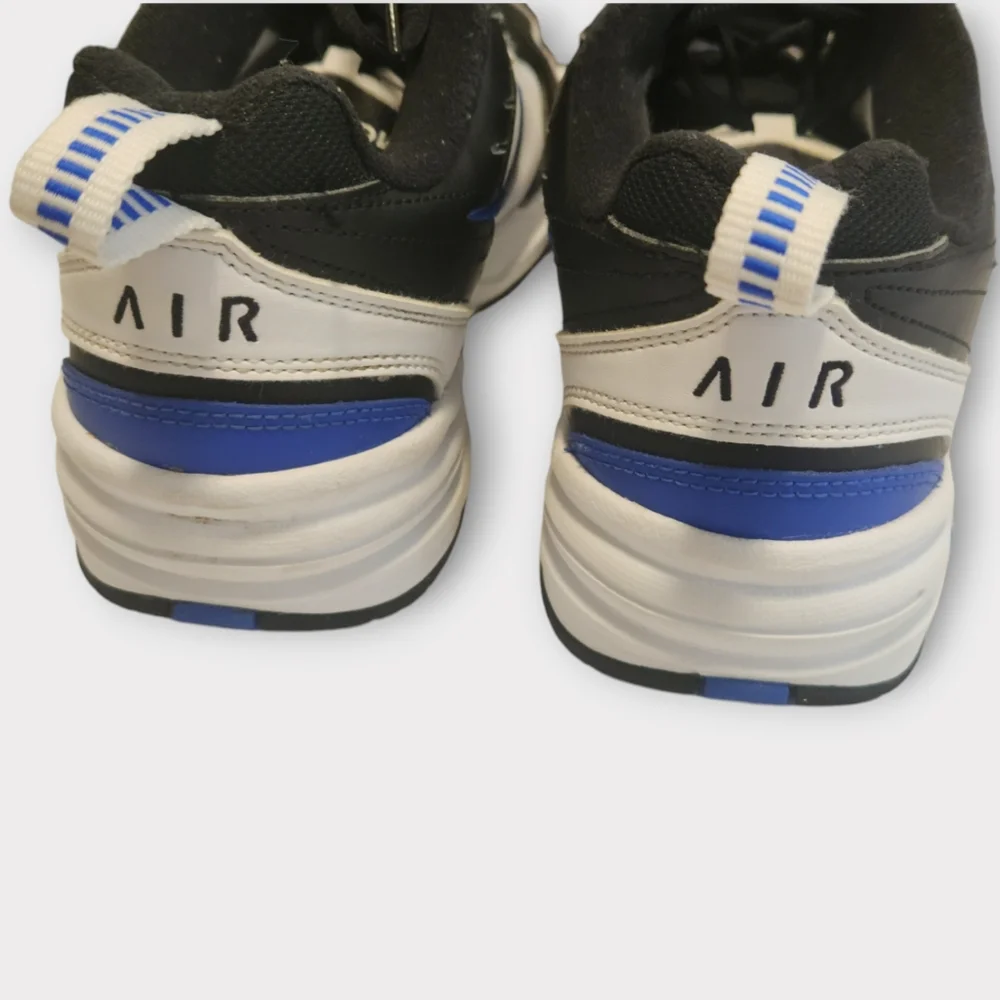 Nike Air Men 10 Monarch IV Comfort Sneakers/Shoes Walking Lifestyle 4154…